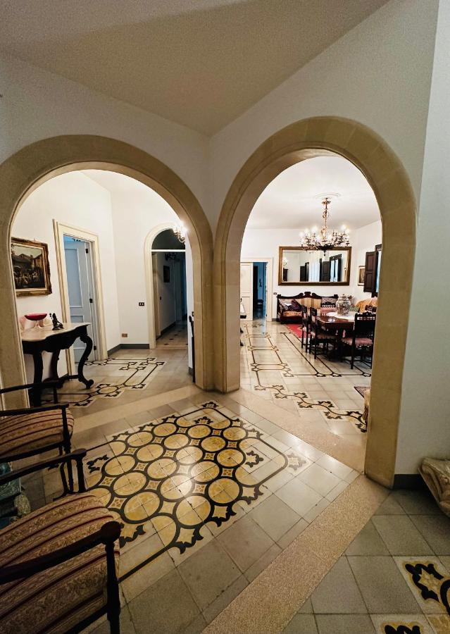 Elegante Appartamento Nel Cuore Del Barocco Lecce Exteriér fotografie